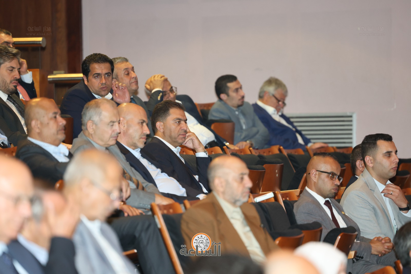 Madar Al-Saa Images 0.10419067823298178