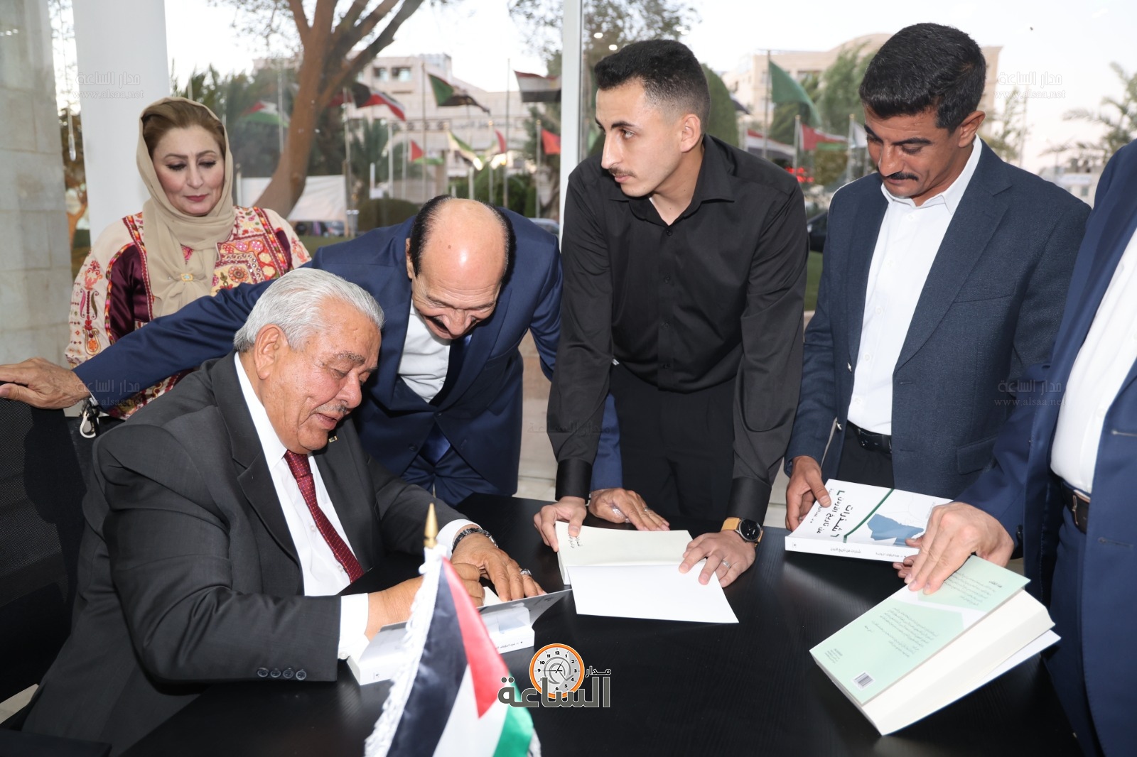 Madar Al-Saa Images 0.3206806446800008