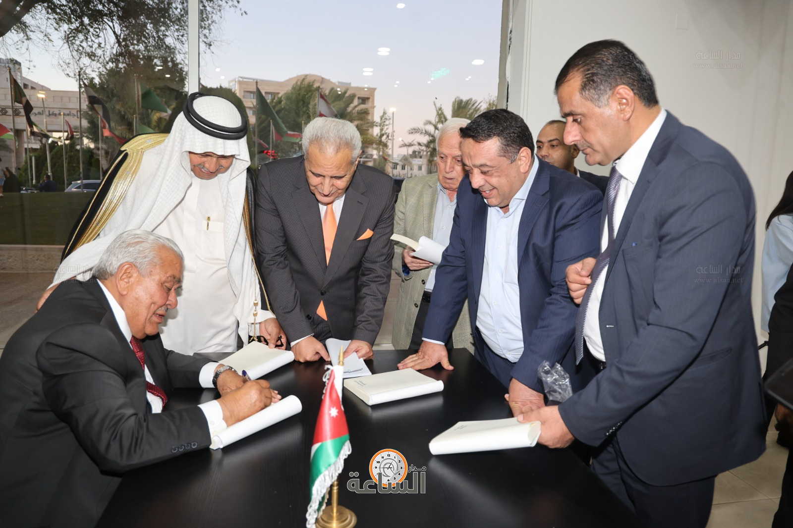 Madar Al-Saa Images 0.35165491130406823