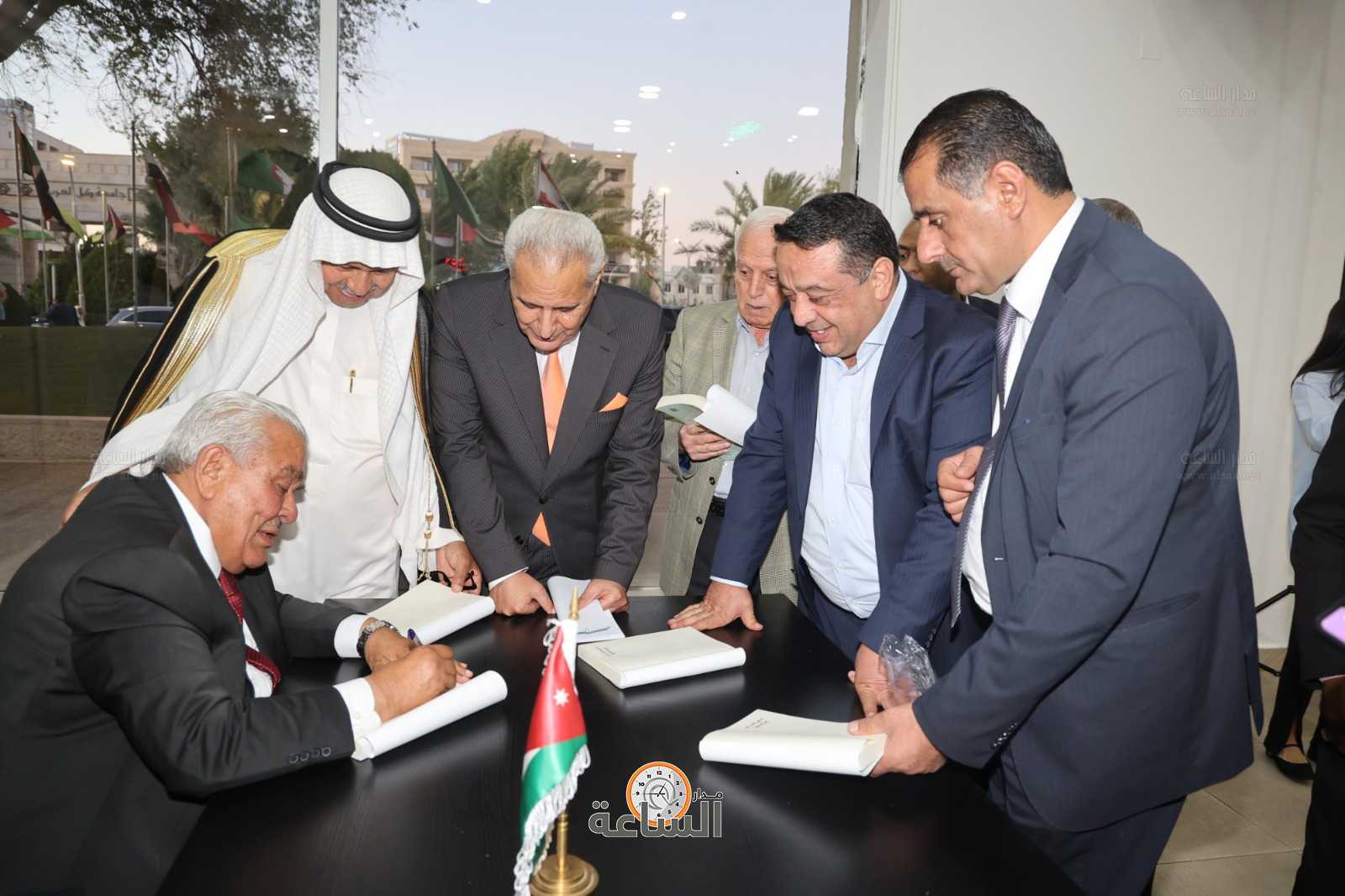 Madar Al-Saa Images 0.9719155061807194