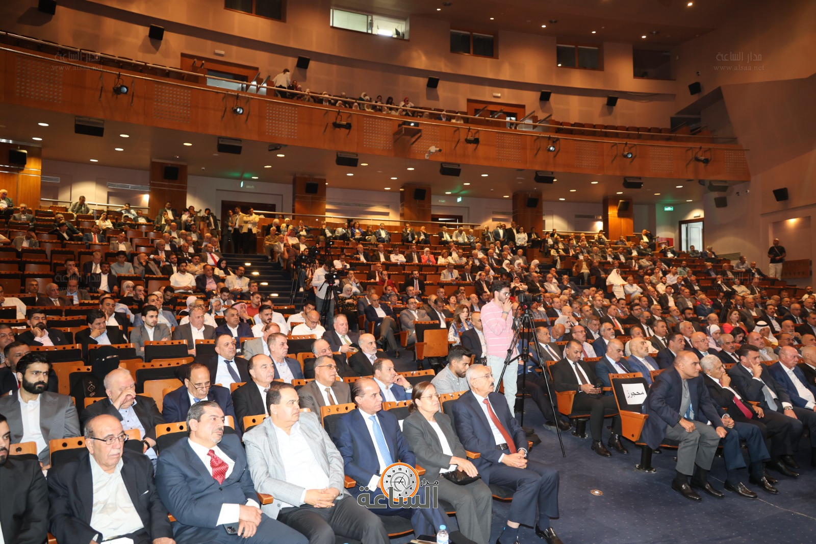 Madar Al-Saa Images 0.4557416635311635