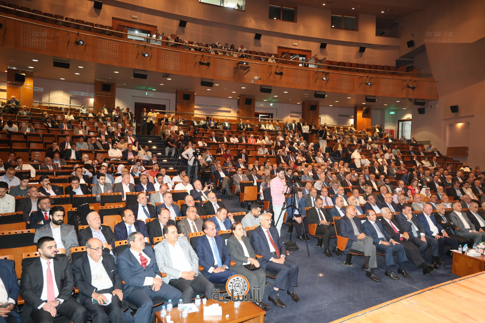 Madar Al-Saa Images 0.40423787967629465