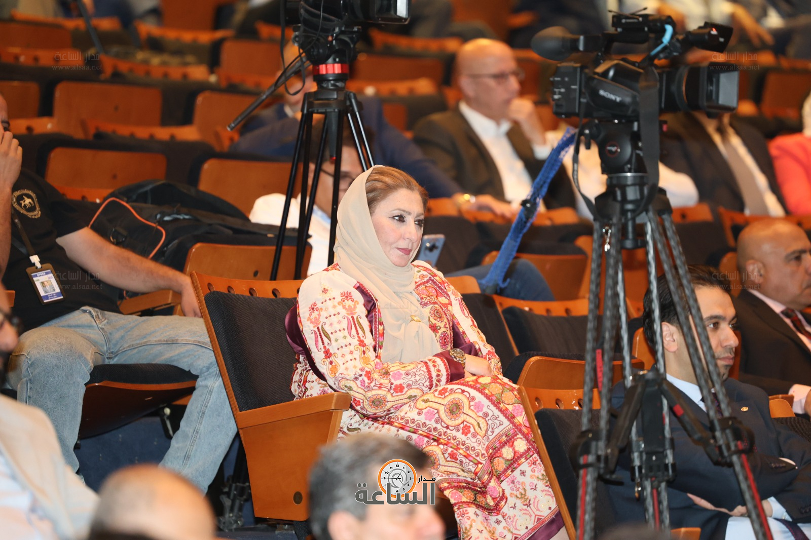 Madar Al-Saa Images 0.5710799063094137