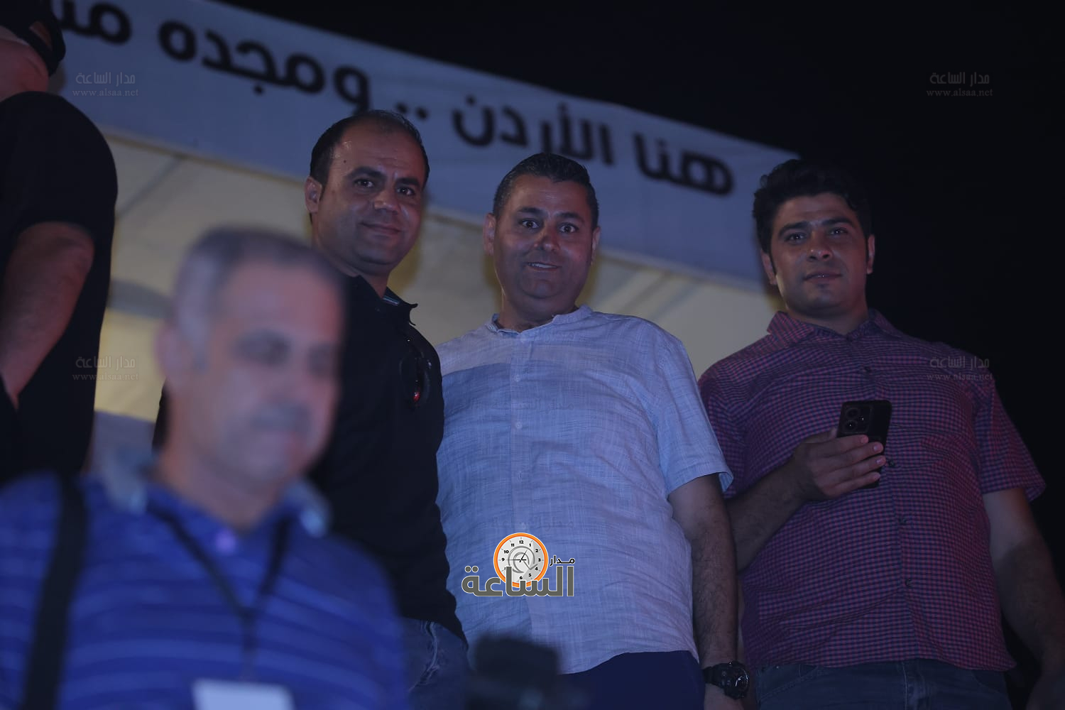 Madar Al-Saa Images 0.0038963045209805536