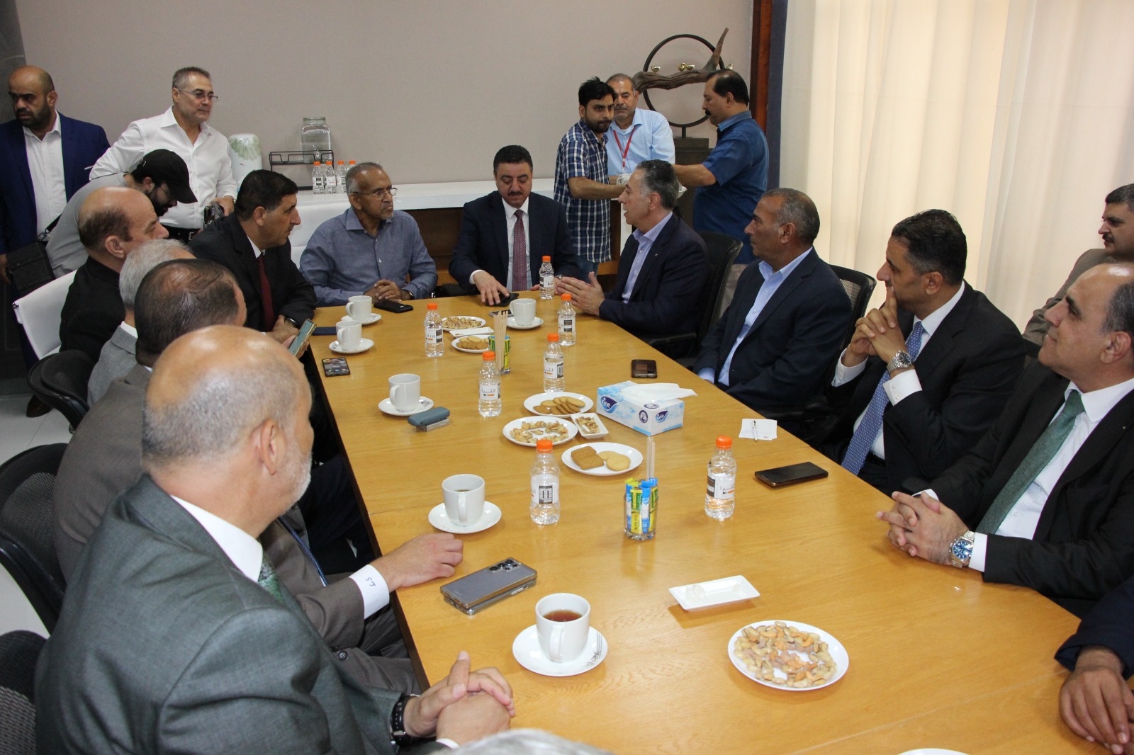 Madar Al-Saa Images 0.9259597868122547