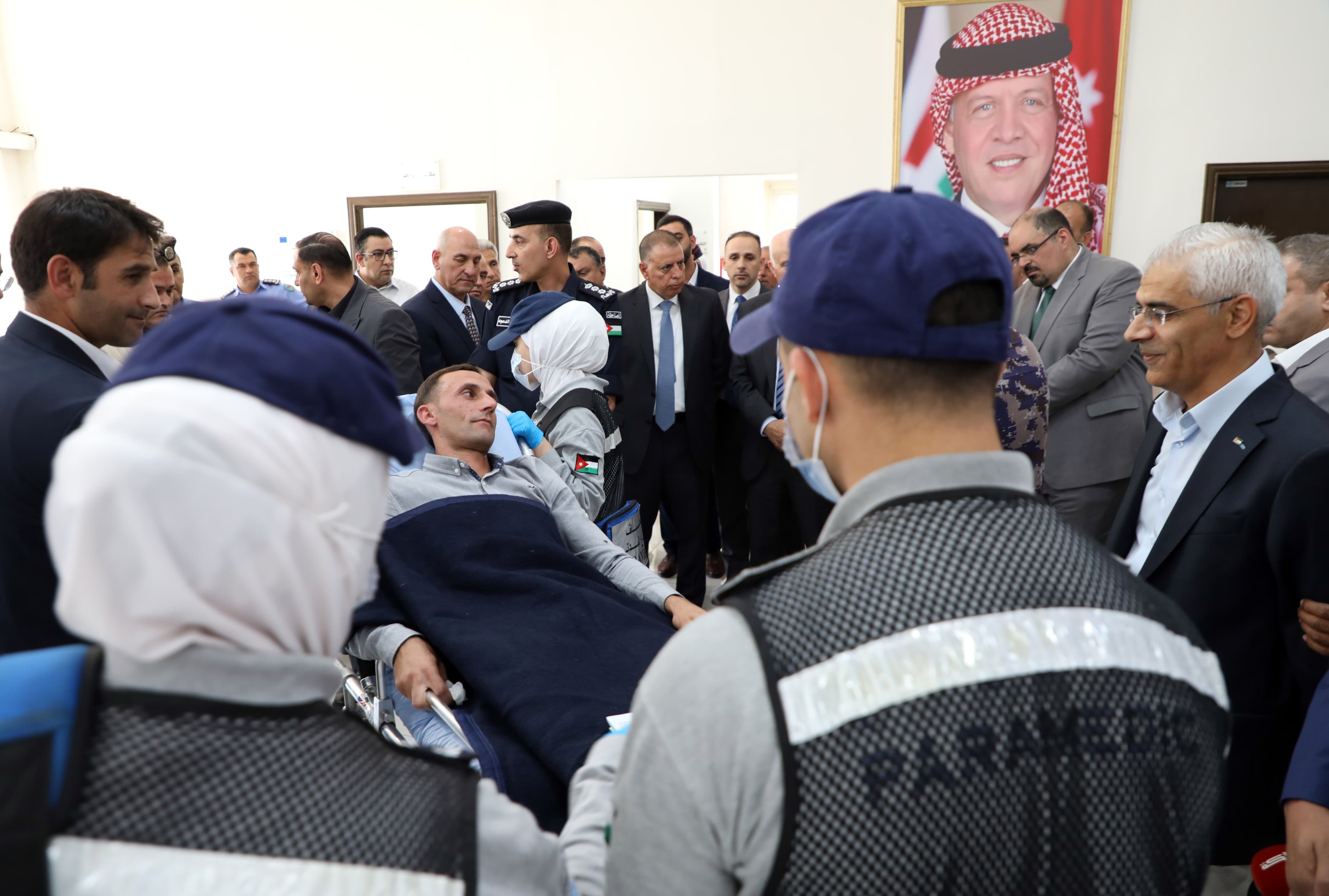 Madar Al-Saa Images 0.7617594417421434