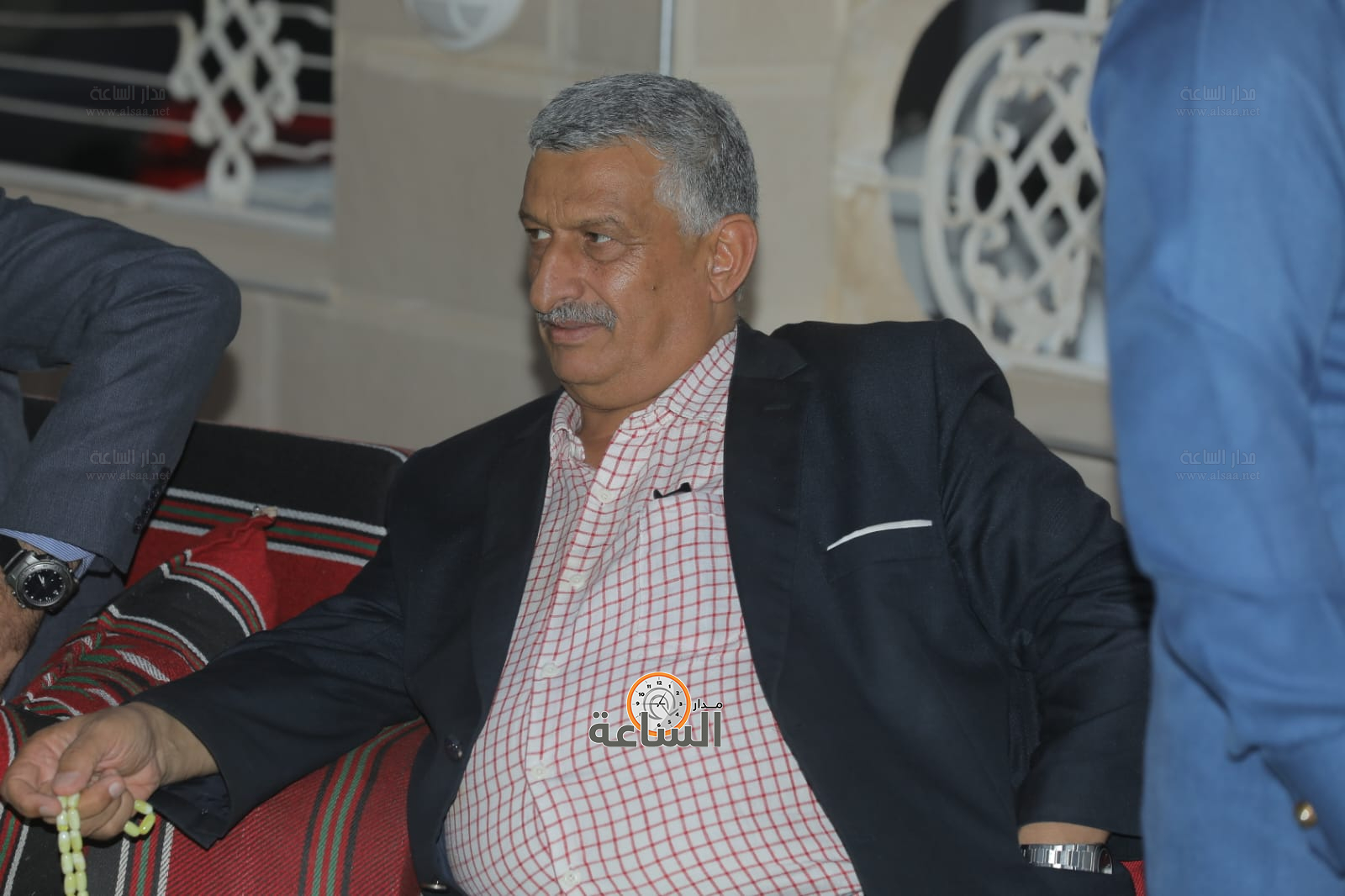 Madar Al-Saa Images 0.0015002192772377576