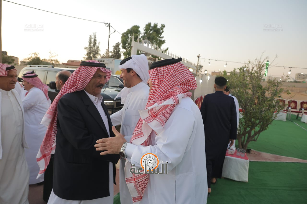 Madar Al-Saa Images 0.01360756594260859