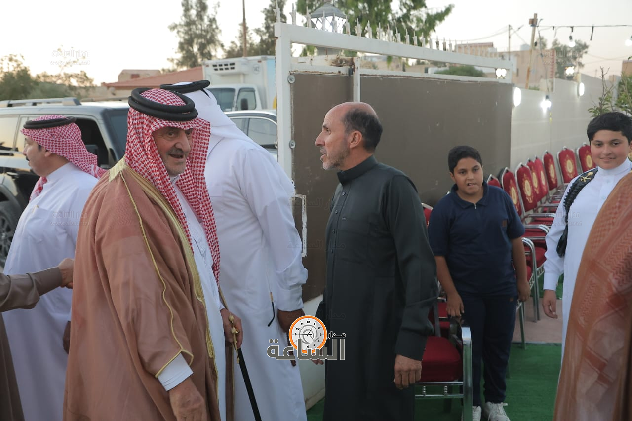 Madar Al-Saa Images 0.32545696787663736