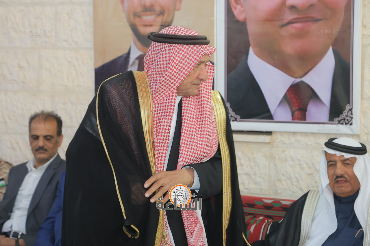 Madar Al-Saa Images 0.9457806630759258