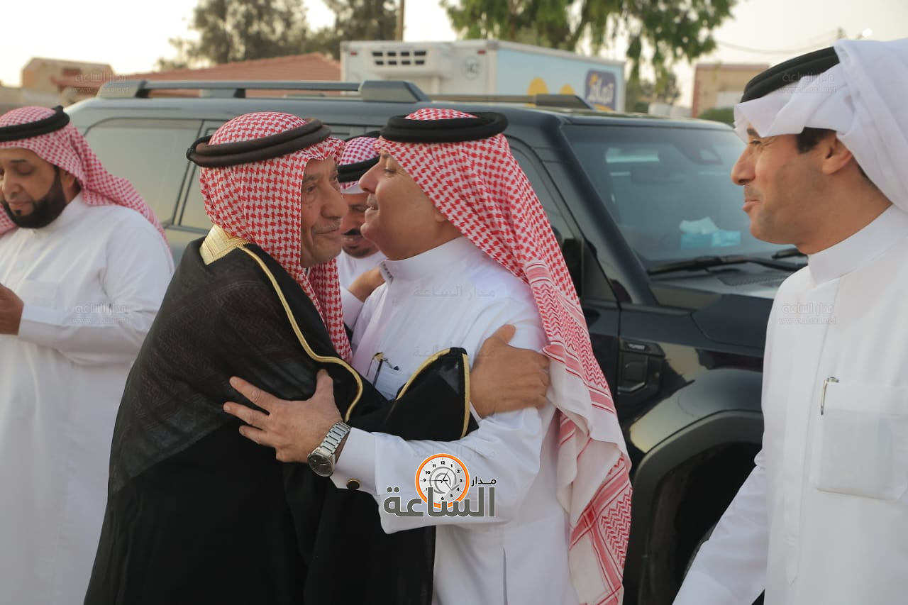 Madar Al-Saa Images 0.7581118568388772