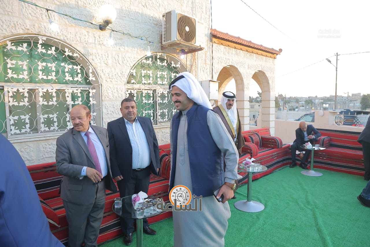 Madar Al-Saa Images 0.9383158146674135