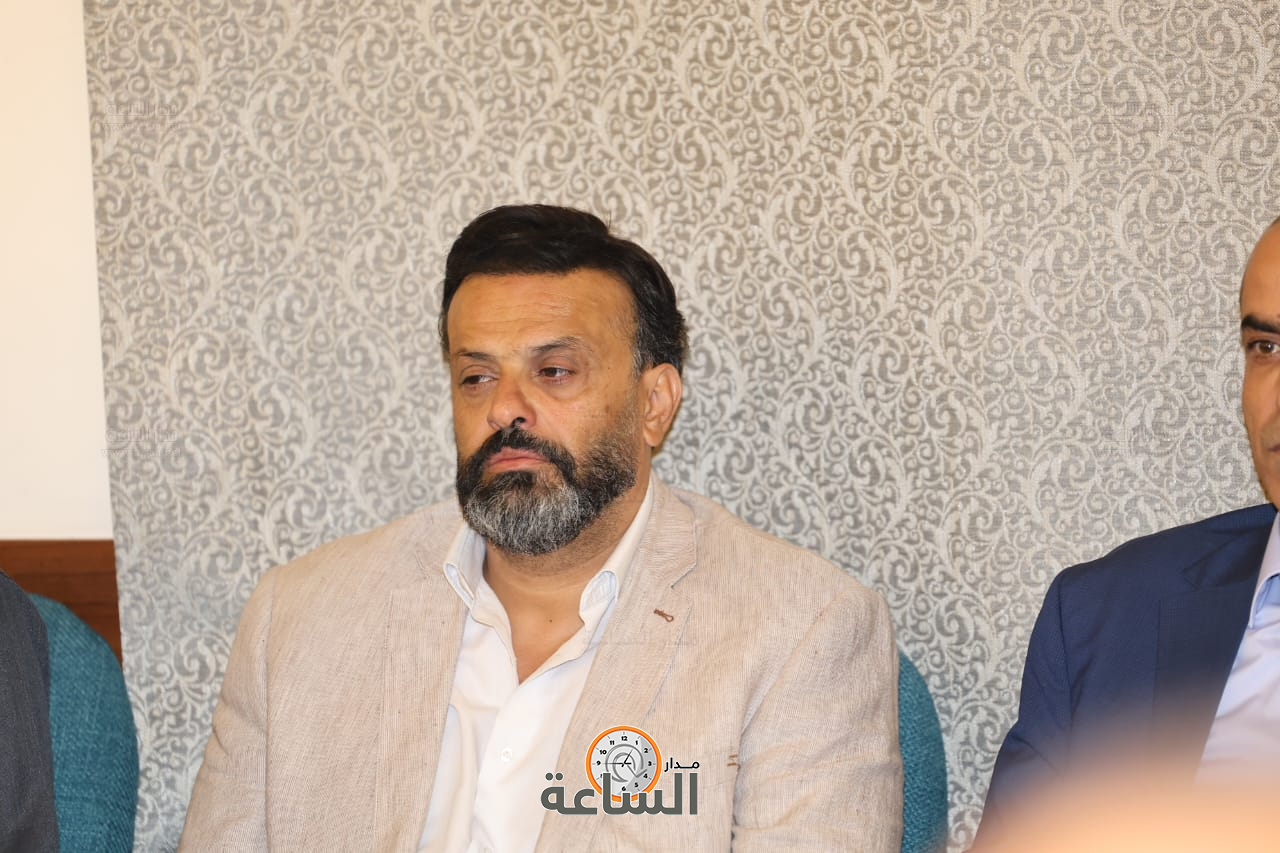 Madar Al-Saa Images 0.1720630668983948