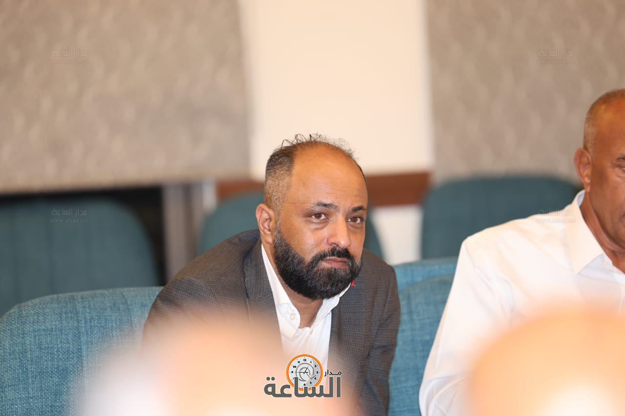 Madar Al-Saa Images 0.47529696597870175