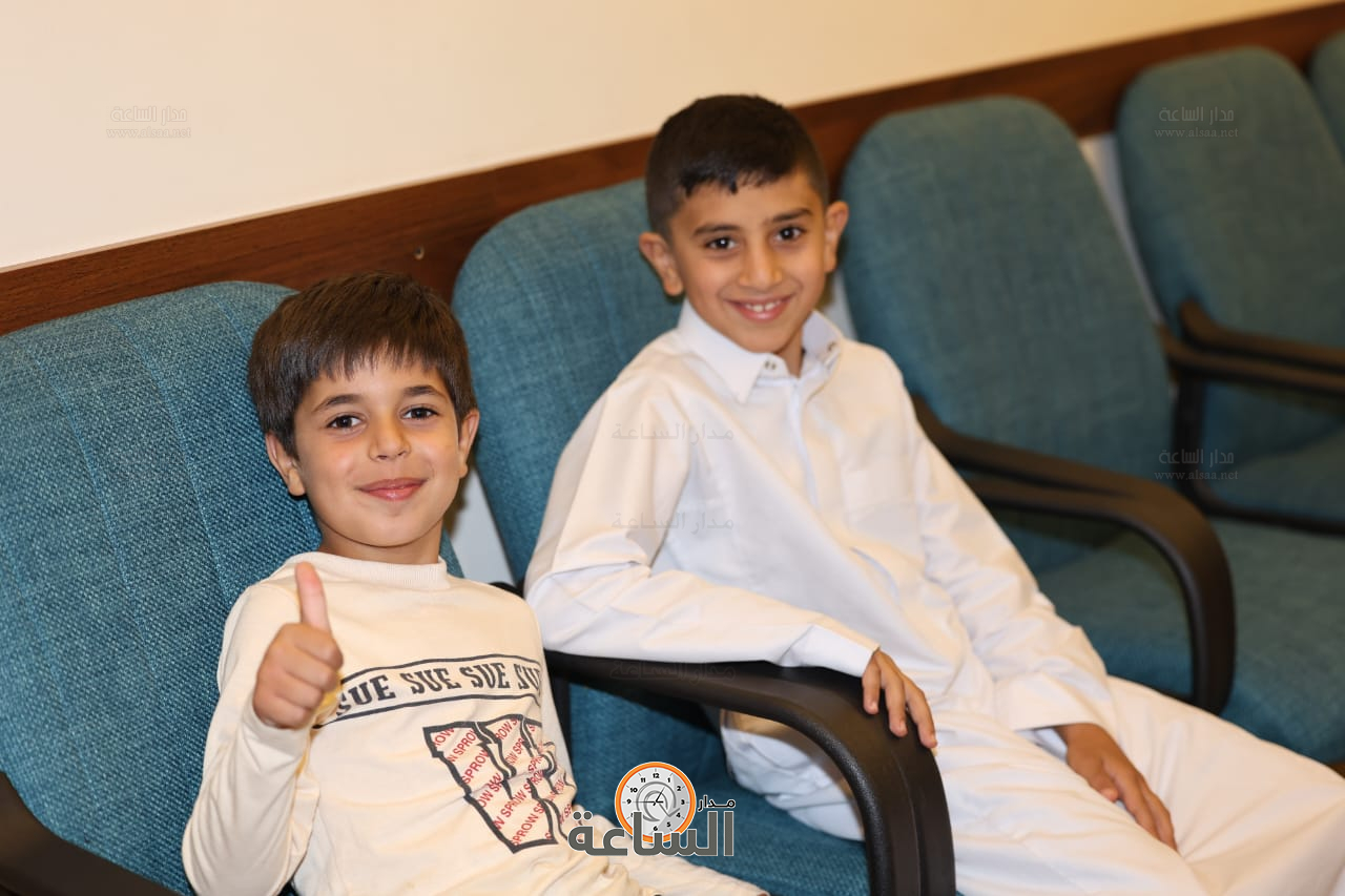 Madar Al-Saa Images 0.45020087960804756