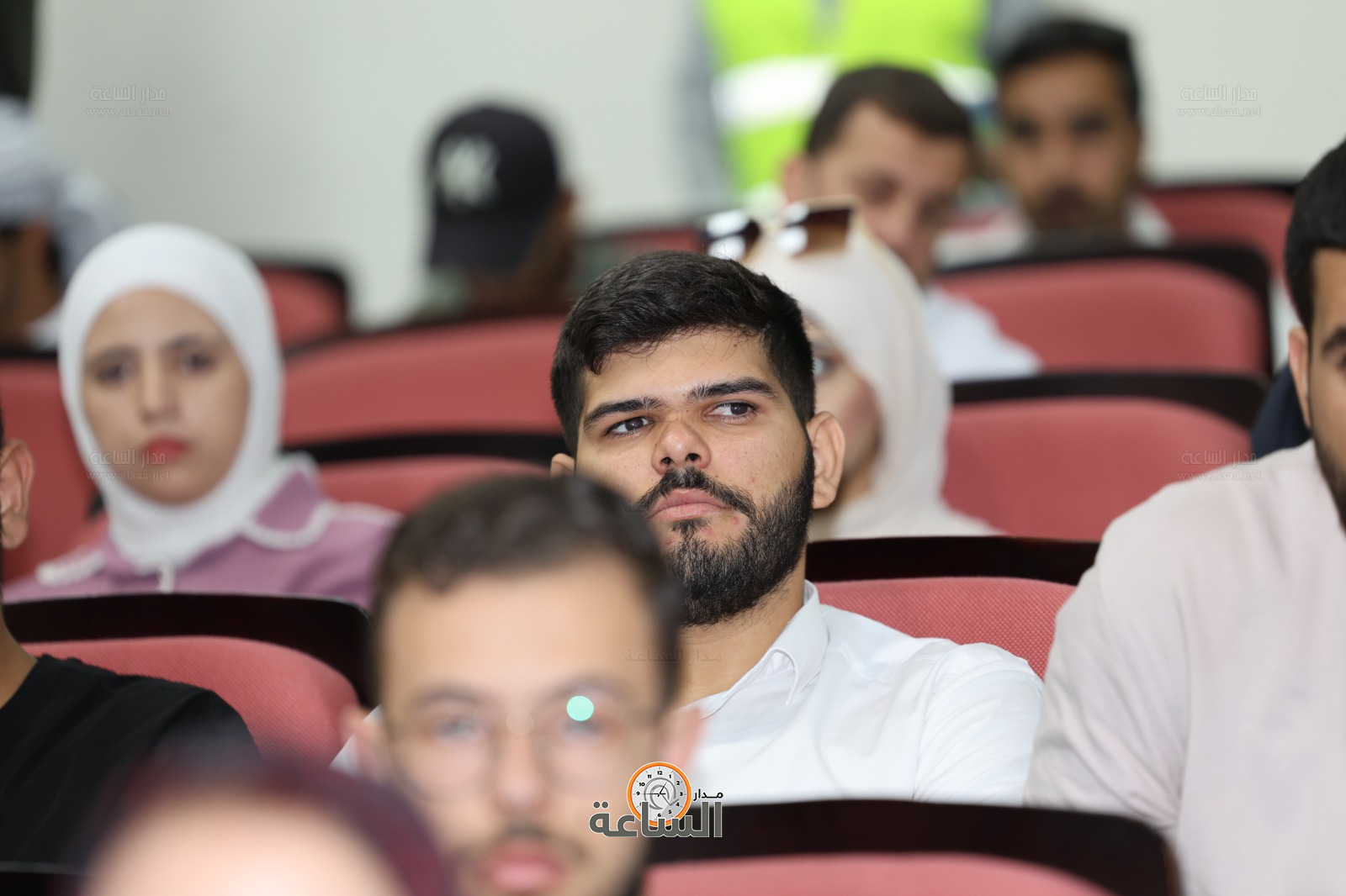 Madar Al-Saa Images 0.15266830916412388