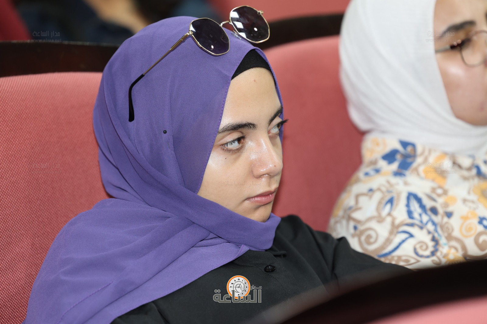 Madar Al-Saa Images 0.8350585435443044