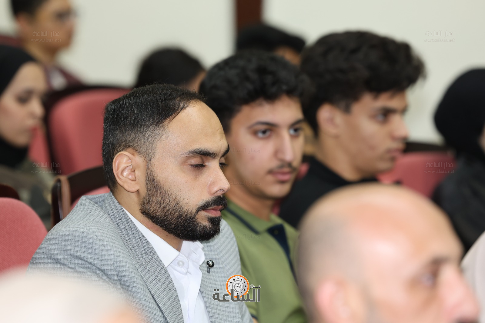 Madar Al-Saa Images 0.330247886865216