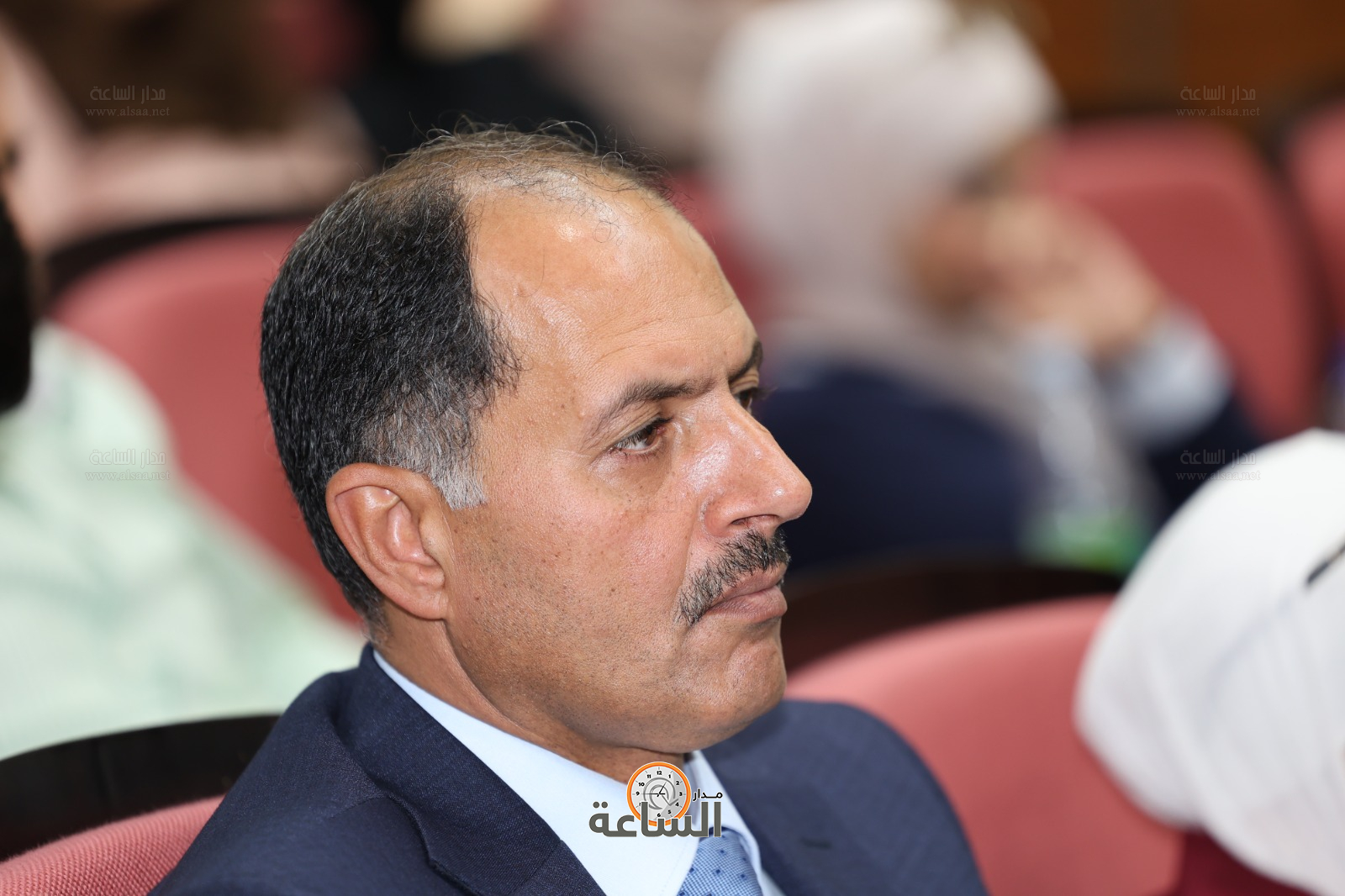 Madar Al-Saa Images 0.4634140426195057