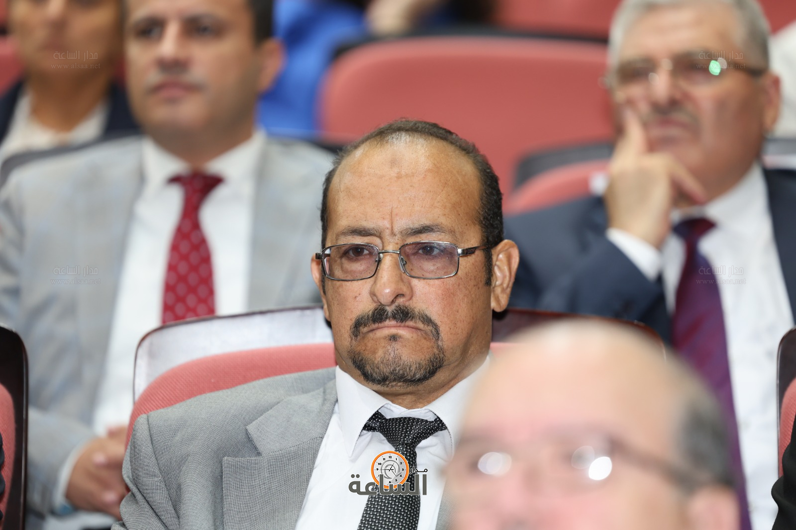 Madar Al-Saa Images 0.4262696384189639