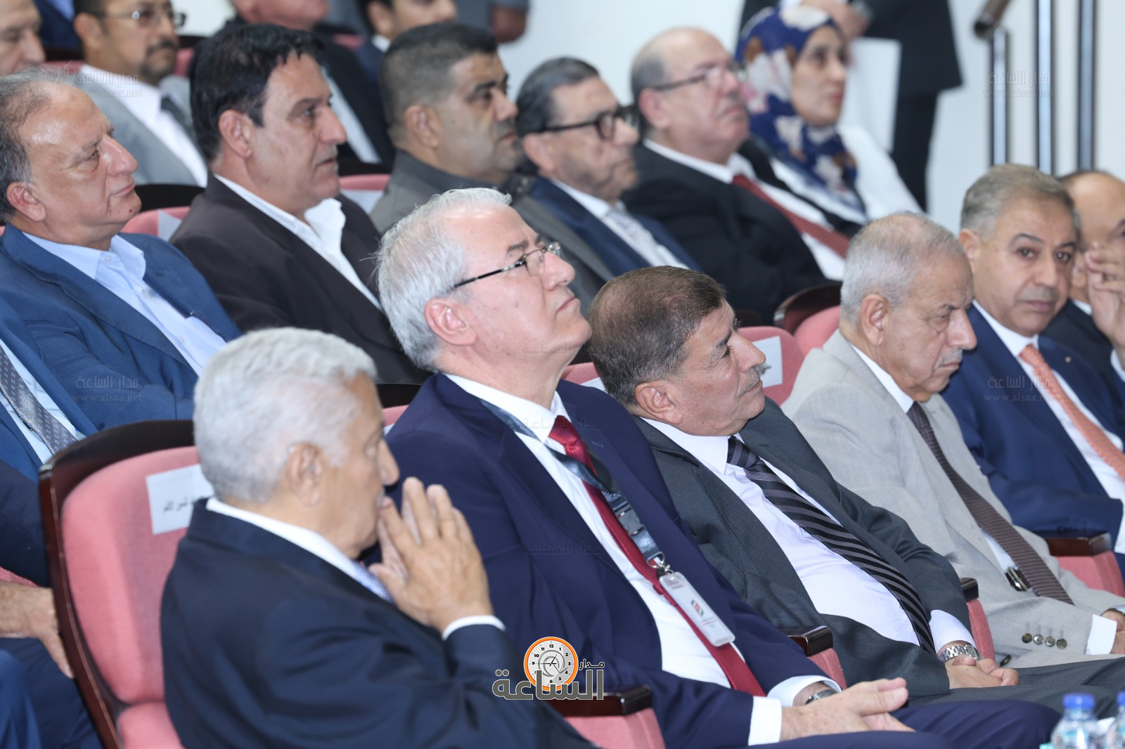 Madar Al-Saa Images 0.11833598281517643