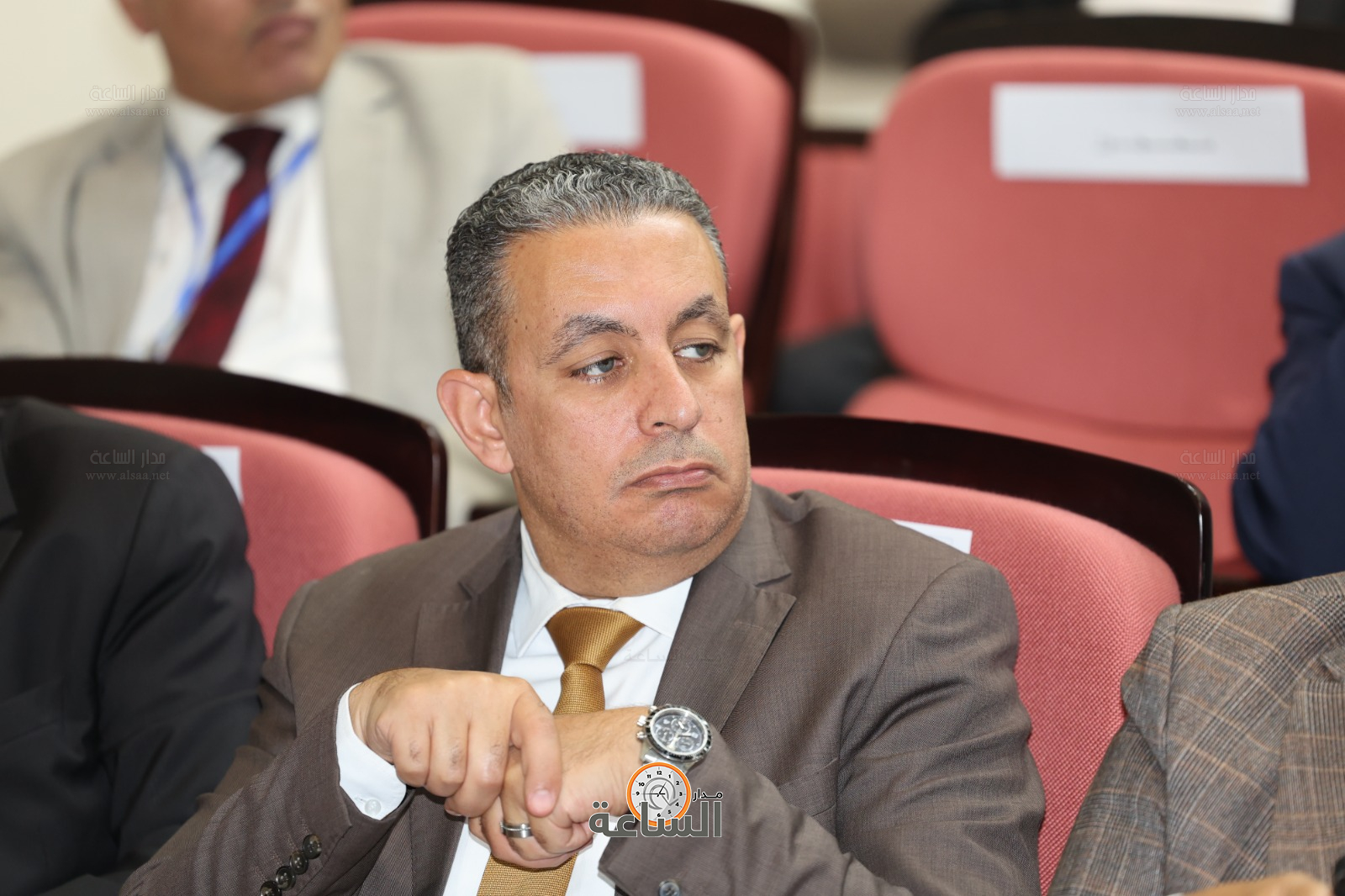 Madar Al-Saa Images 0.08806147726557778