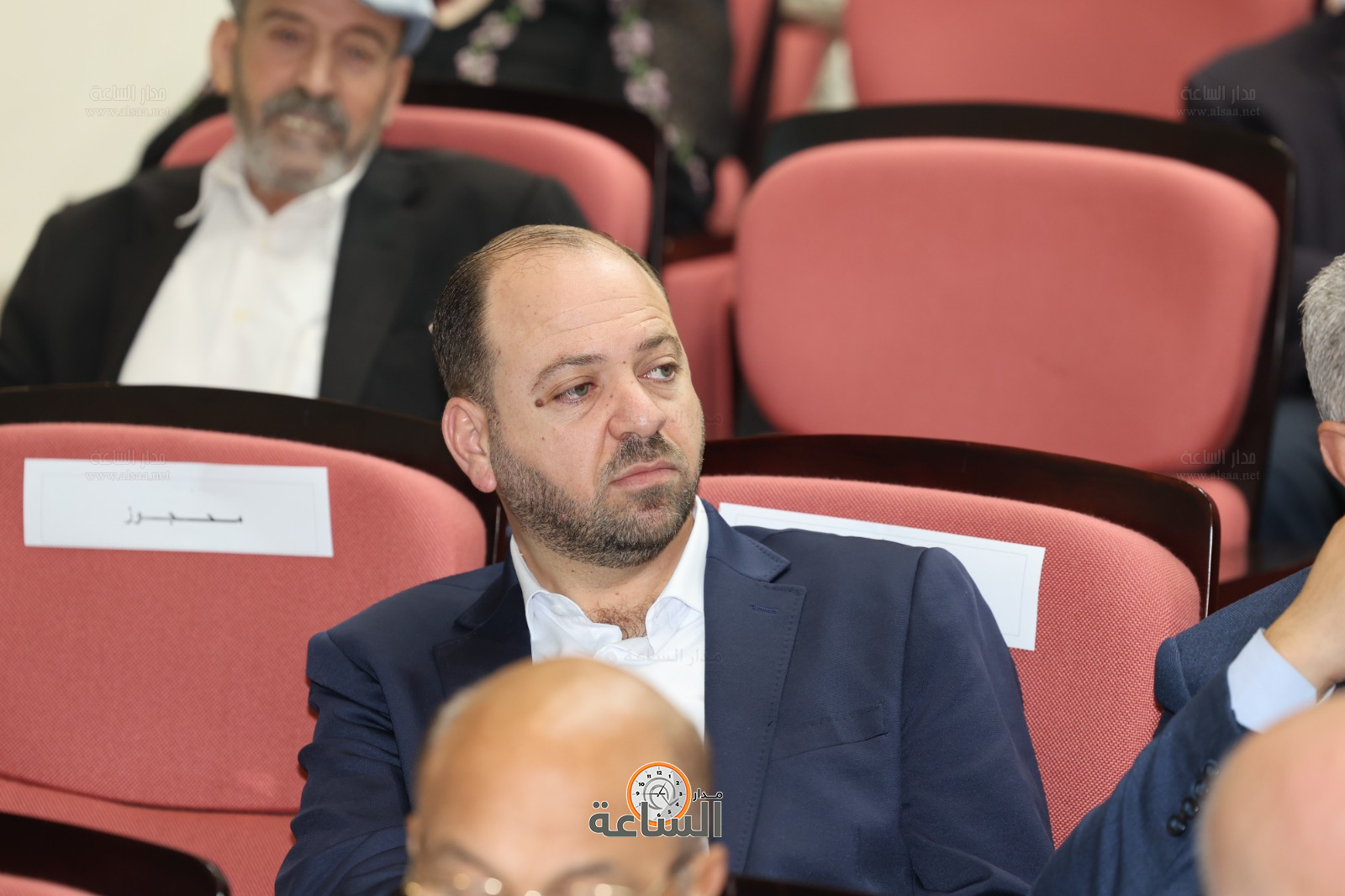 Madar Al-Saa Images 0.7371401257257675