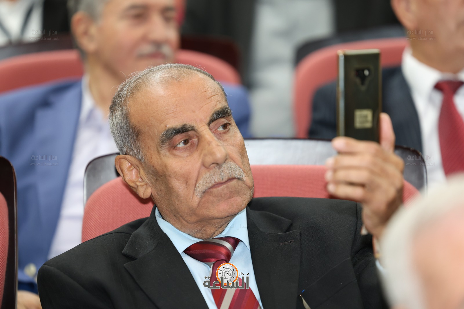 Madar Al-Saa Images 0.3729718786504488