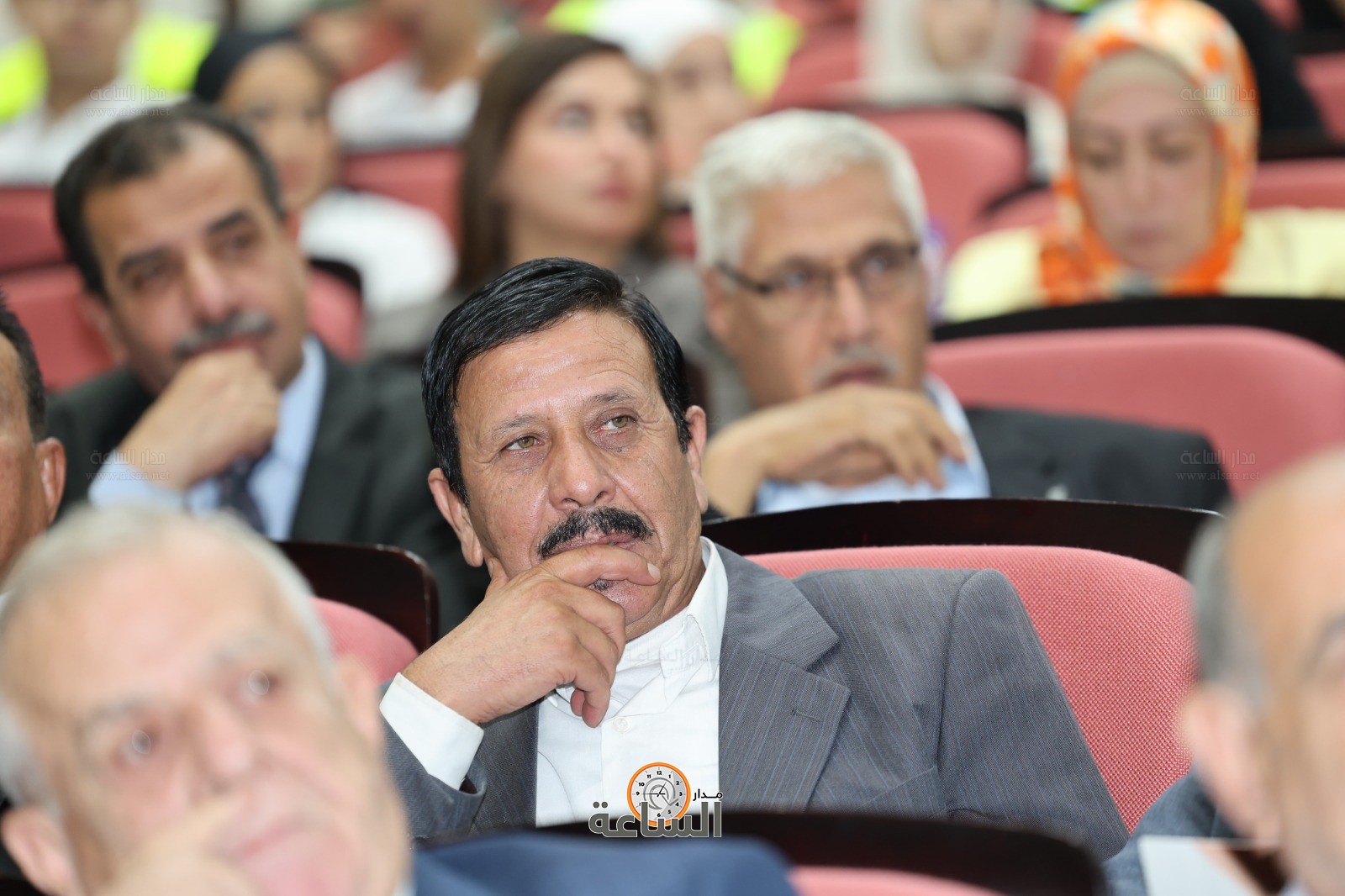 Madar Al-Saa Images 0.46045792201366087