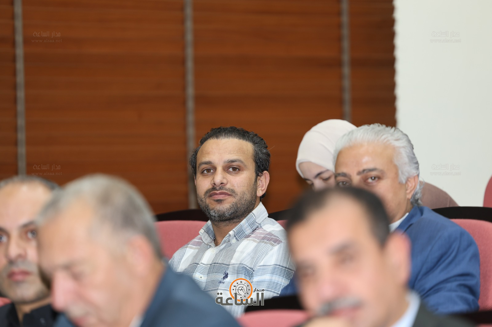 Madar Al-Saa Images 0.533074384723004