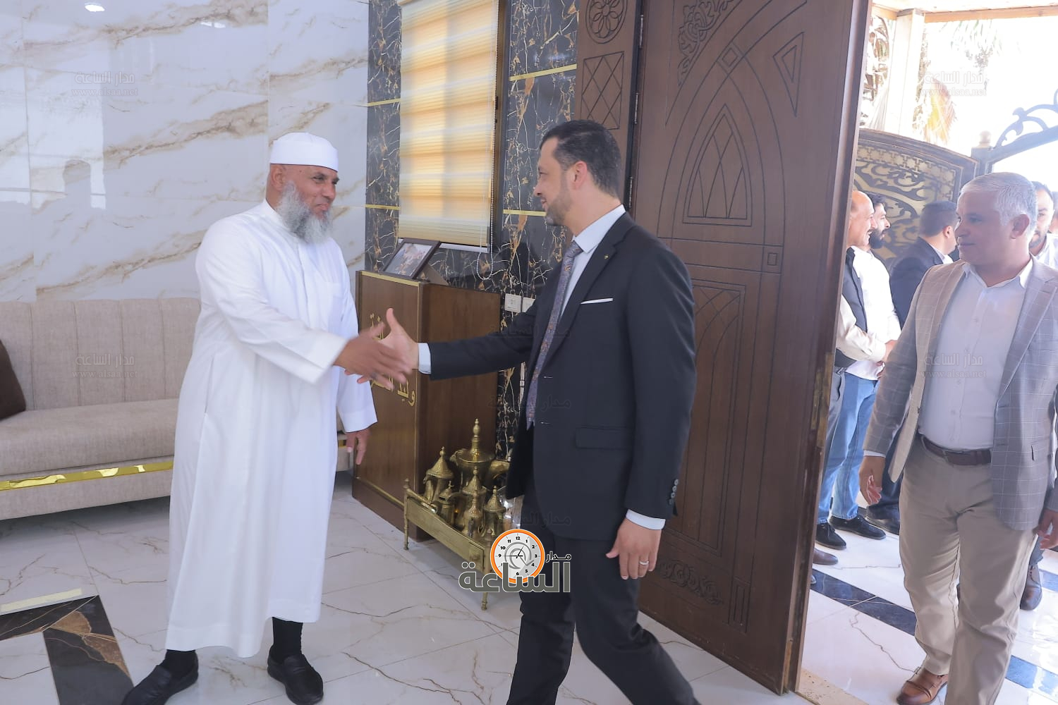 Madar Al-Saa Images 0.601170026923527