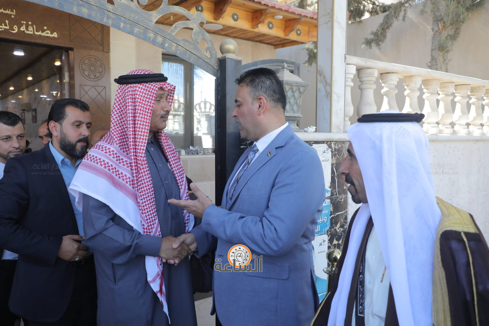 Madar Al-Saa Images 0.2735941378445804