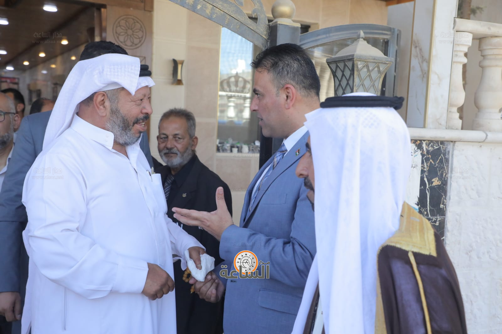 Madar Al-Saa Images 0.11893178520003544