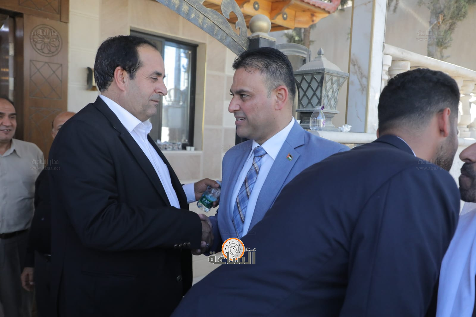 Madar Al-Saa Images 0.37199216065546425