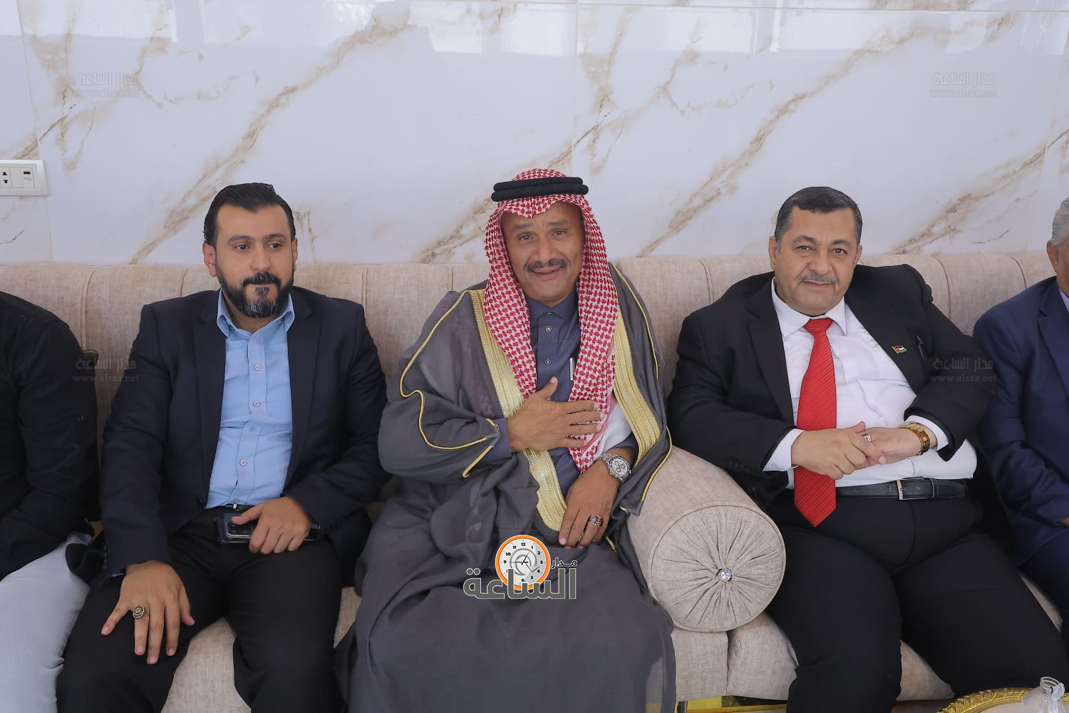 Madar Al-Saa Images 0.4964117836289823