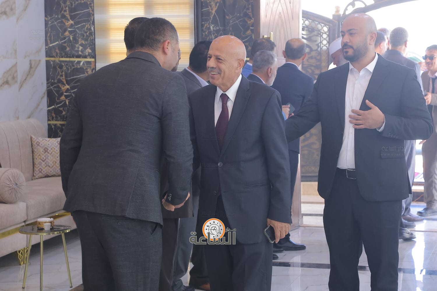 Madar Al-Saa Images 0.04393307288773163