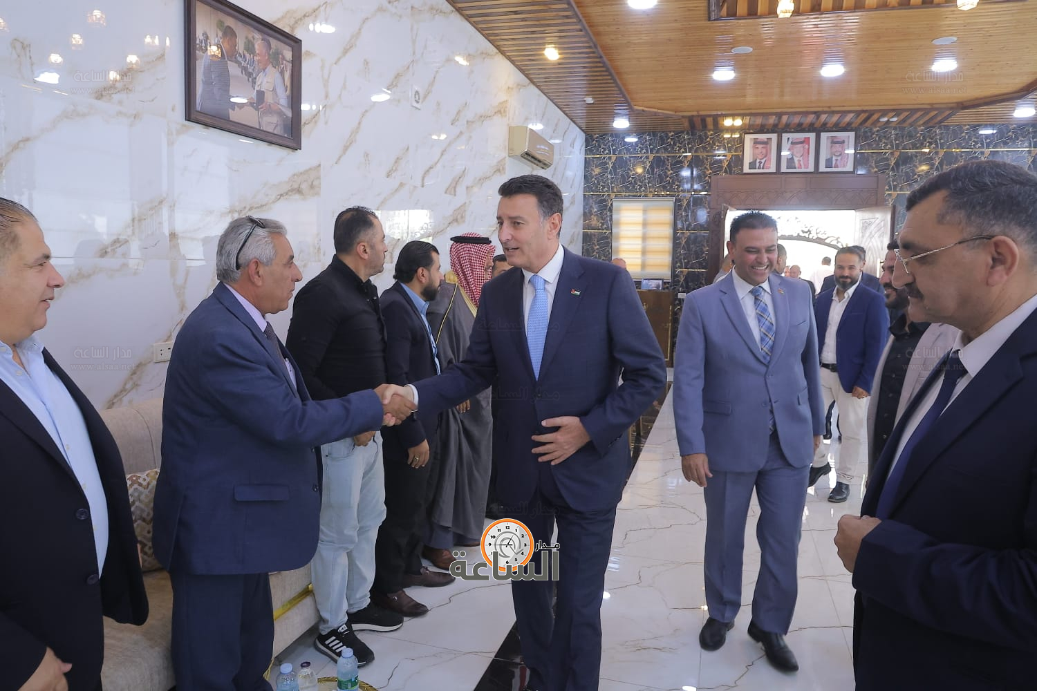 Madar Al-Saa Images 0.0554419268120957