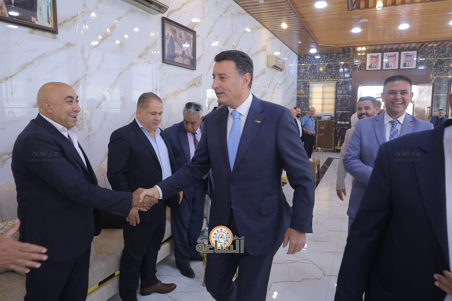 Madar Al-Saa Images 0.605390039991441