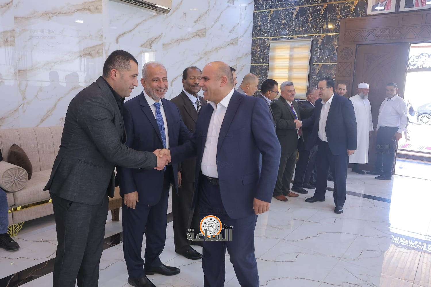 Madar Al-Saa Images 0.16088534609159377