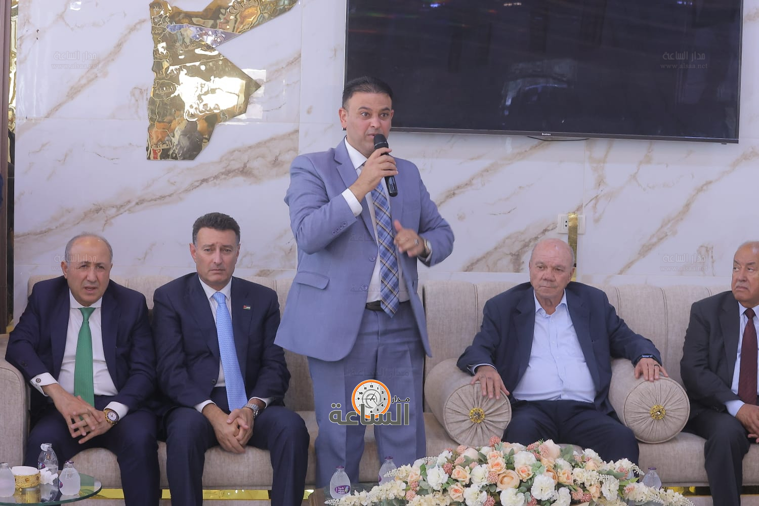 Madar Al-Saa Images 0.09225115178672993