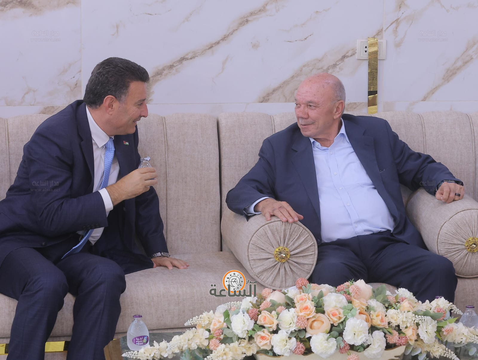 Madar Al-Saa Images 0.4496843118810959