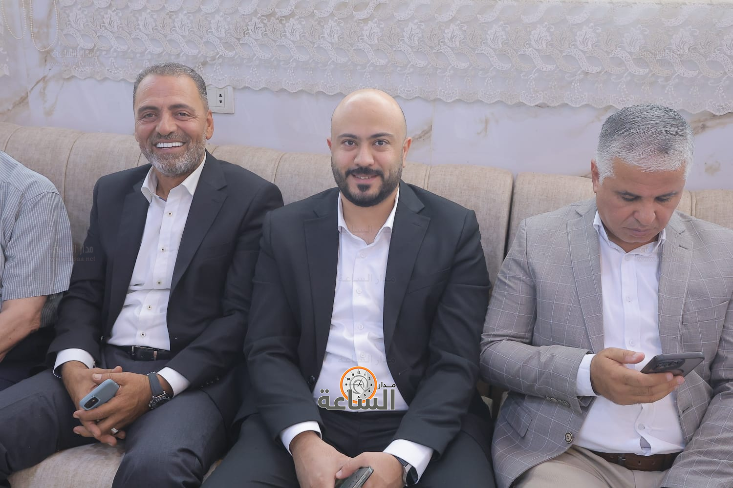 Madar Al-Saa Images 0.38797727704007023