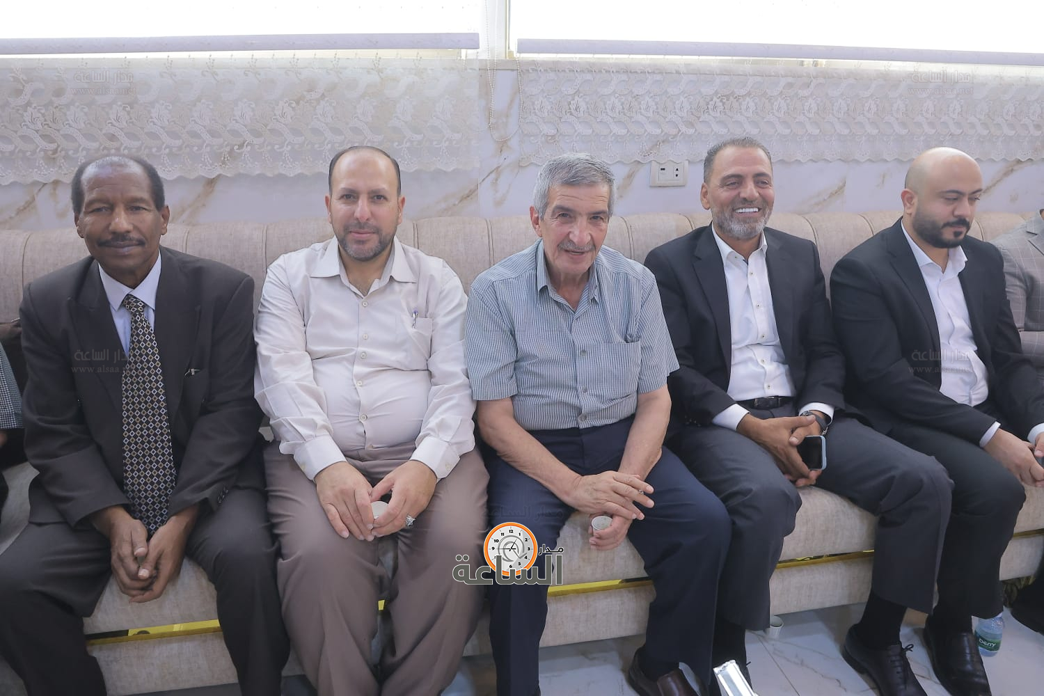 Madar Al-Saa Images 0.808320672904684