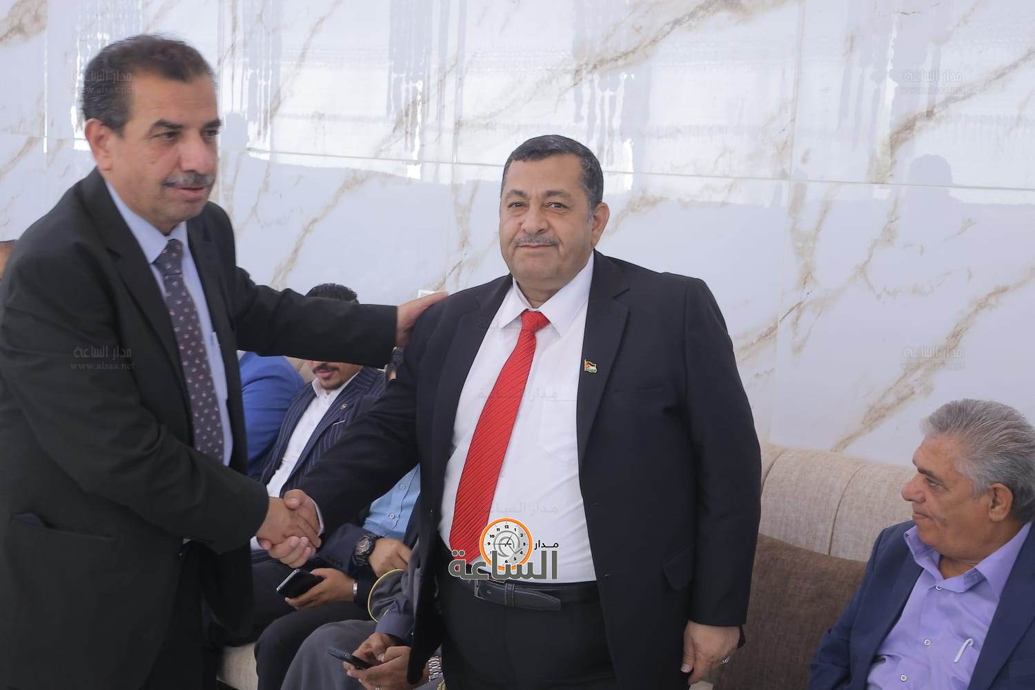 Madar Al-Saa Images 0.2741685431468276