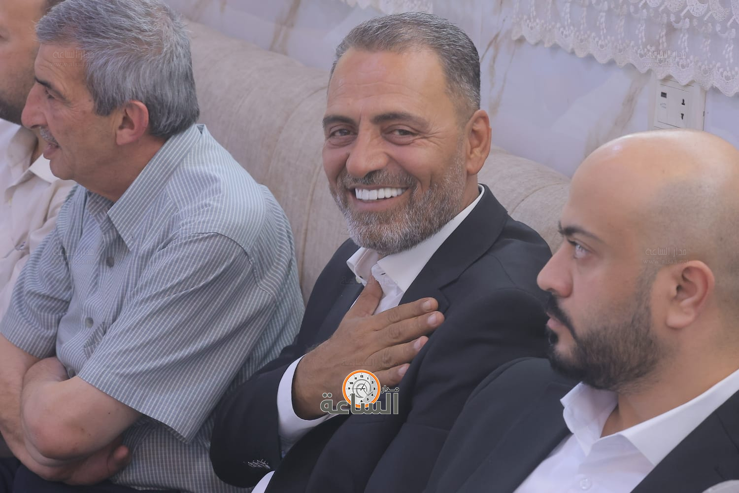 Madar Al-Saa Images 0.9354379809664801