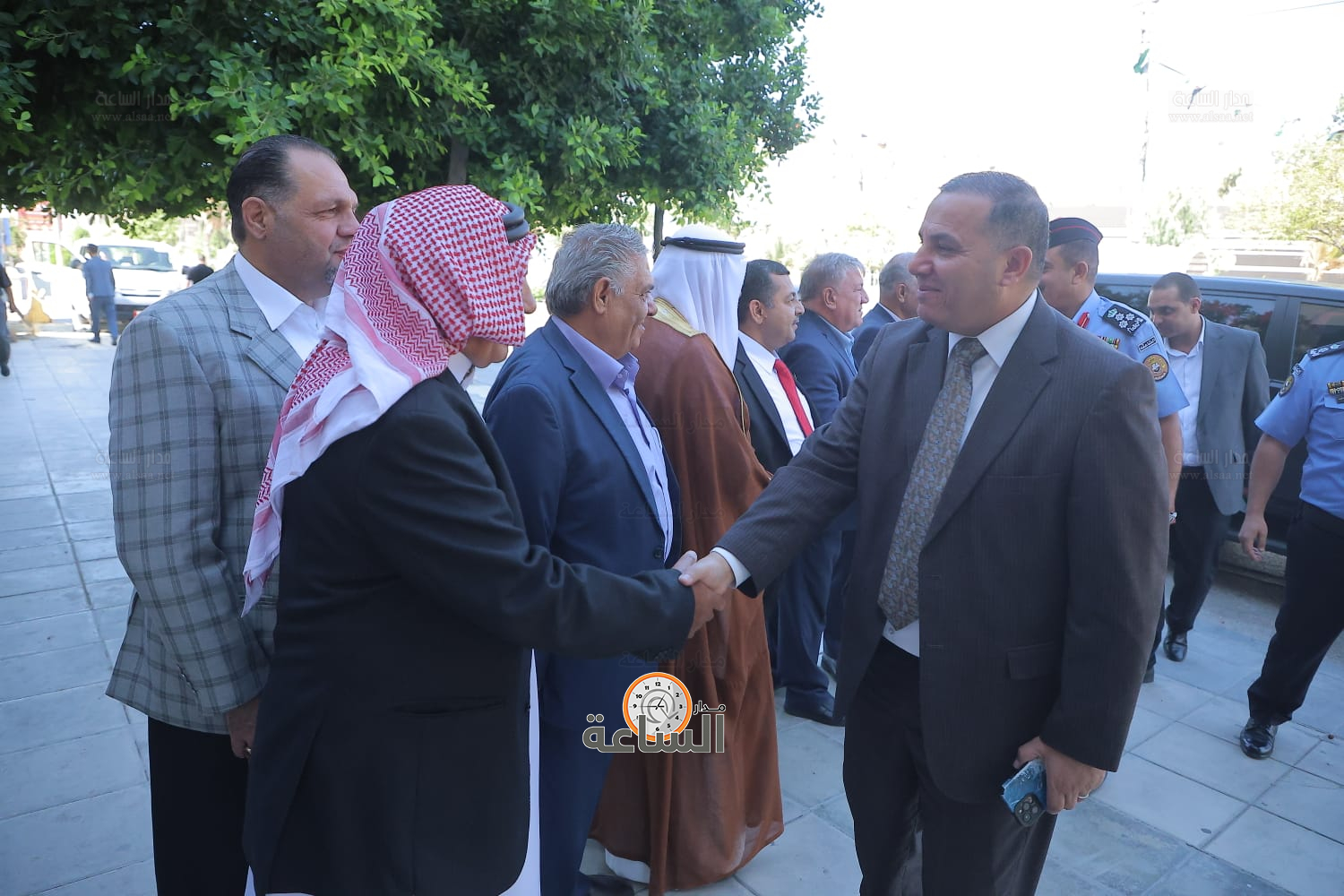 Madar Al-Saa Images 0.8938896719060775