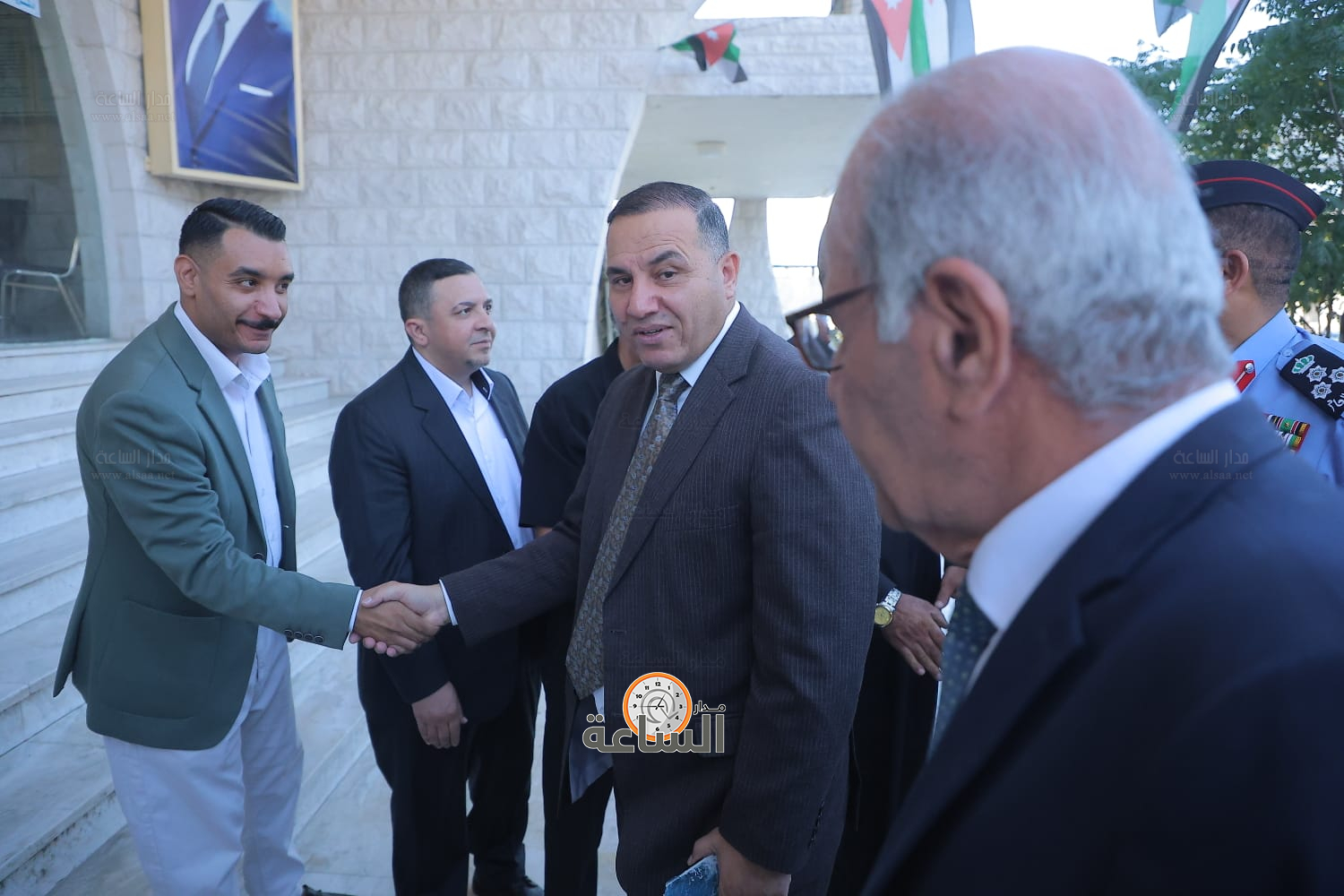 Madar Al-Saa Images 0.733179982681014