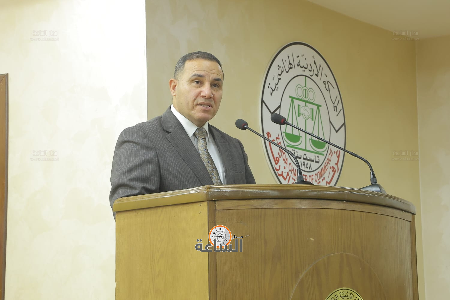 Madar Al-Saa Images 0.4922538948097047