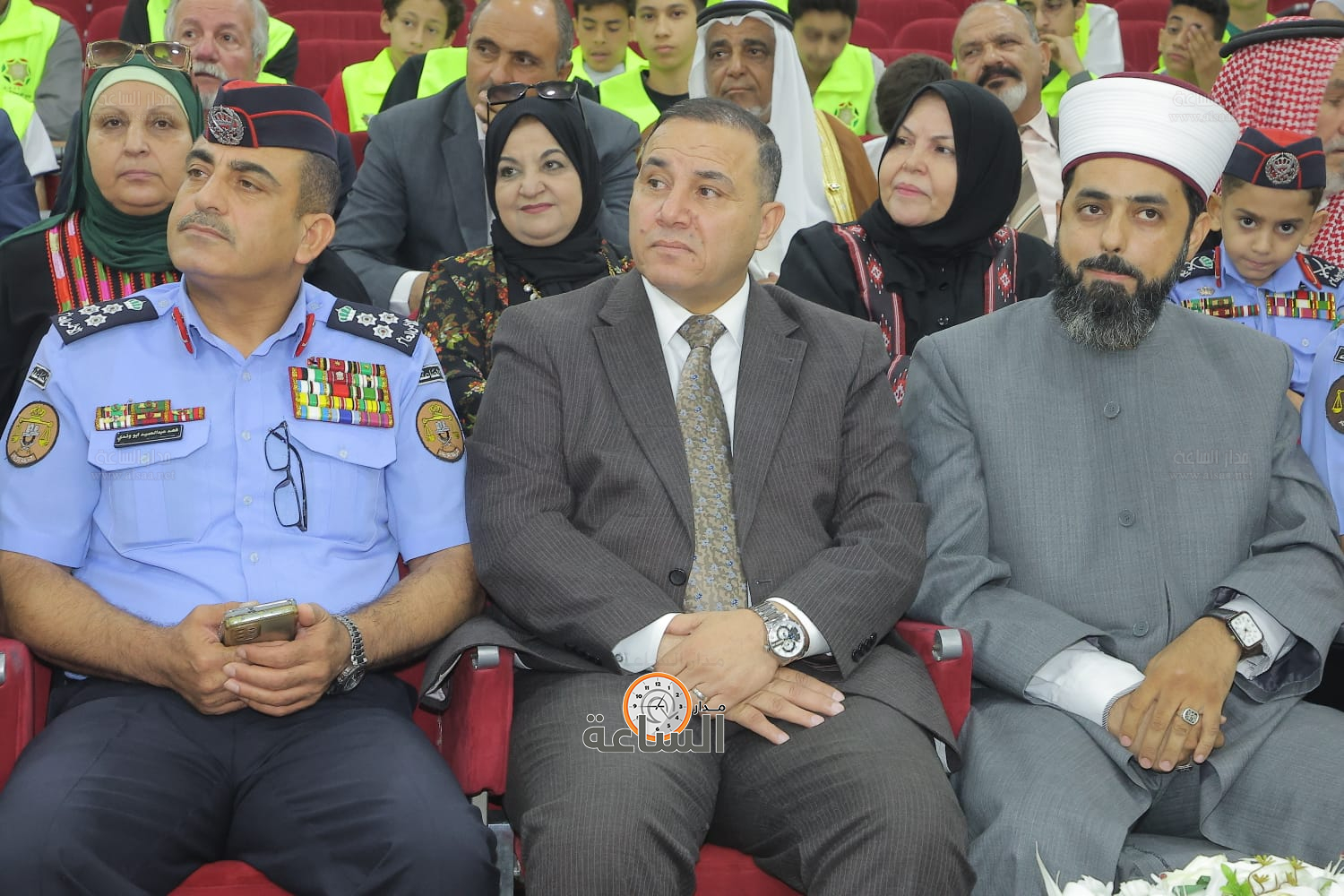 Madar Al-Saa Images 0.50541539418372