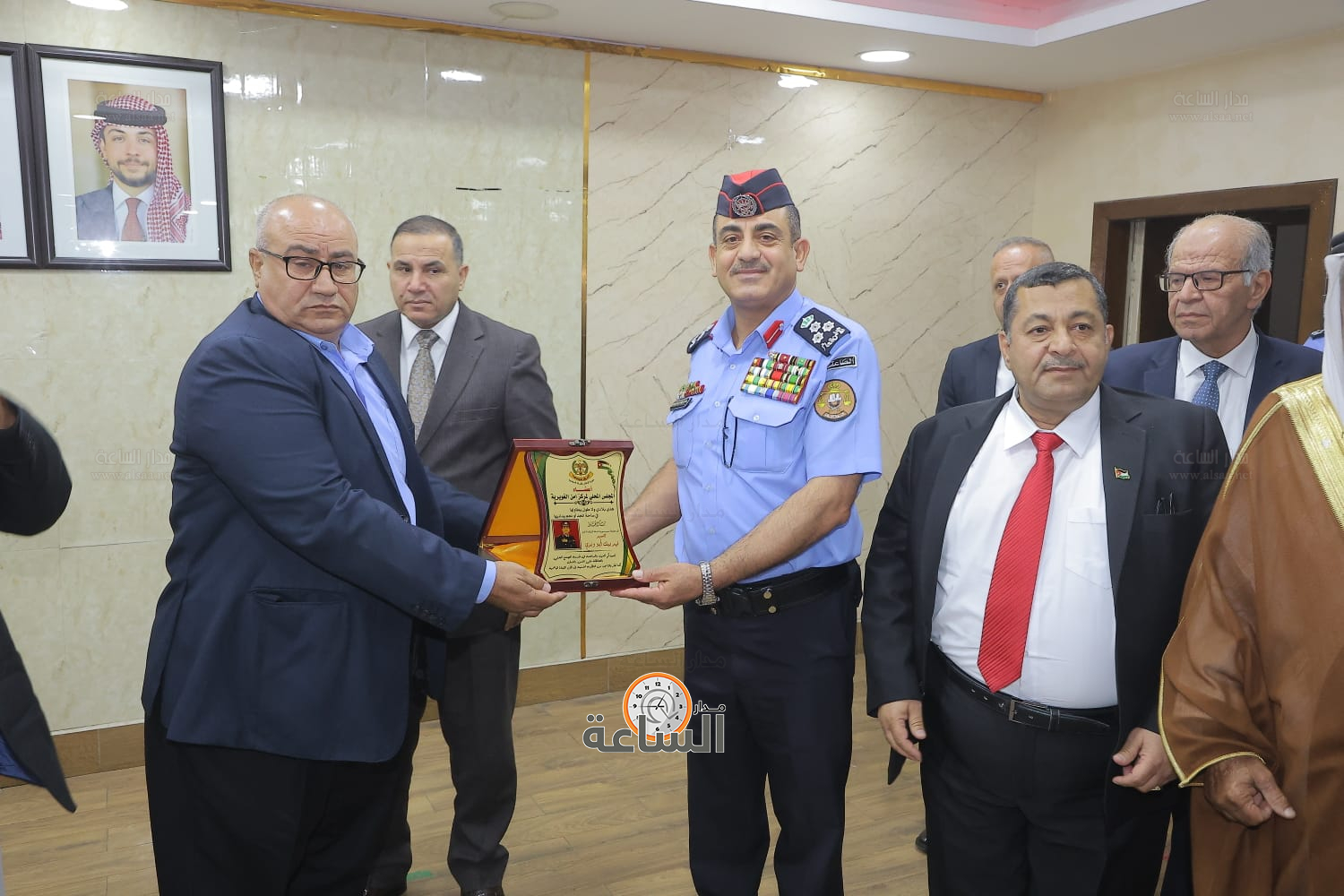 Madar Al-Saa Images 0.3113084388526043